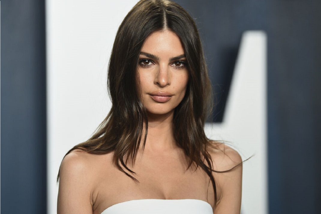 Emily Ratajkowski Acusó A Jonathan Leder De Abuso Sexual Reportero Rosa 