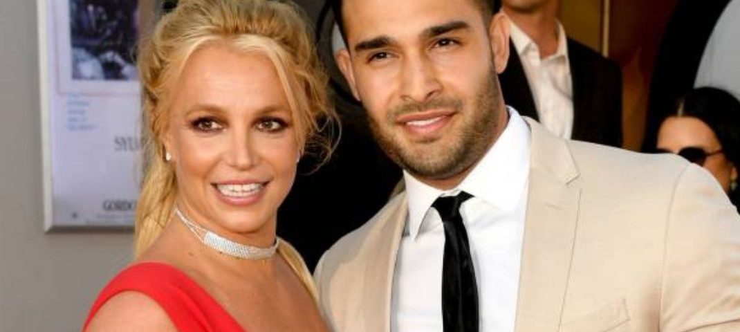 El novio de la princesita del pop dio una entrevista exclusiva a People donde declaró sus deseos y le dedicó unas dulces palabras de apoyo a Britney.