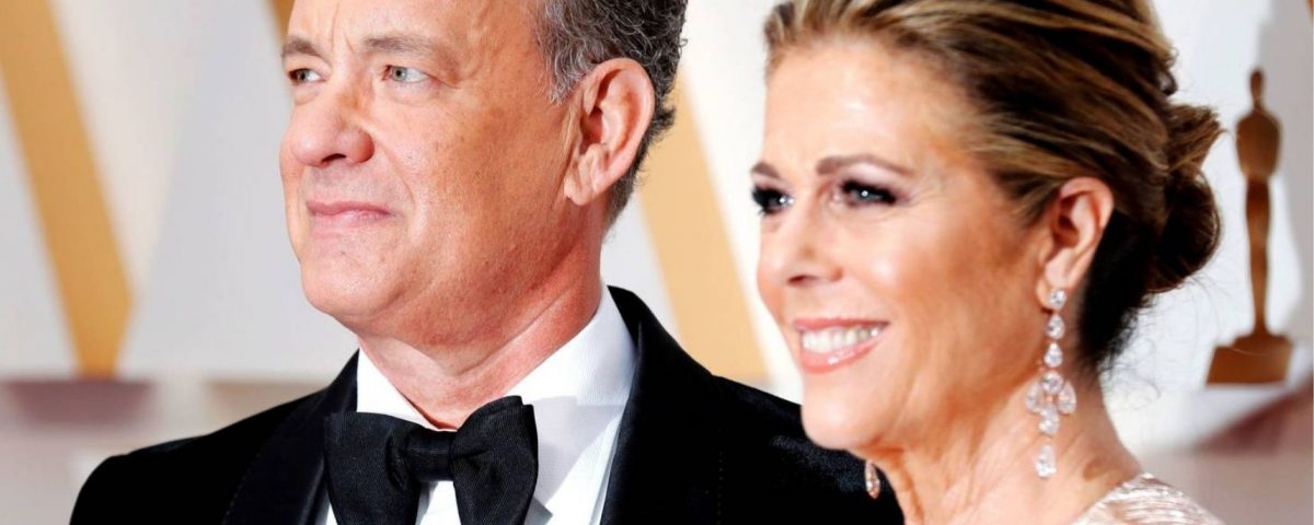 Rita Wilson y Tom Hanks en la Red Carpet de los Oscars.